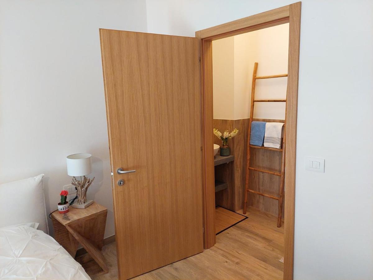 La bougainville - luxury apartment Torbole Sul Garda Extérieur photo