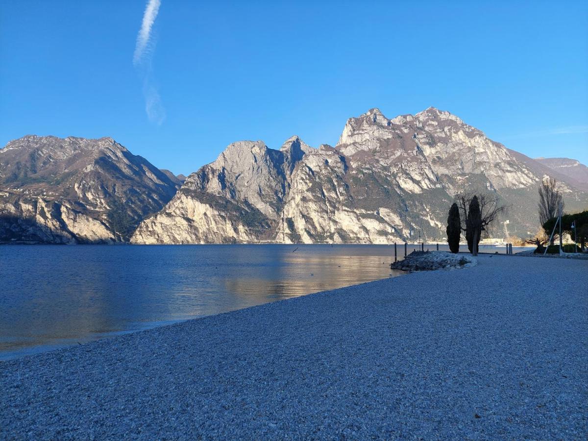 La bougainville - luxury apartment Torbole Sul Garda Extérieur photo