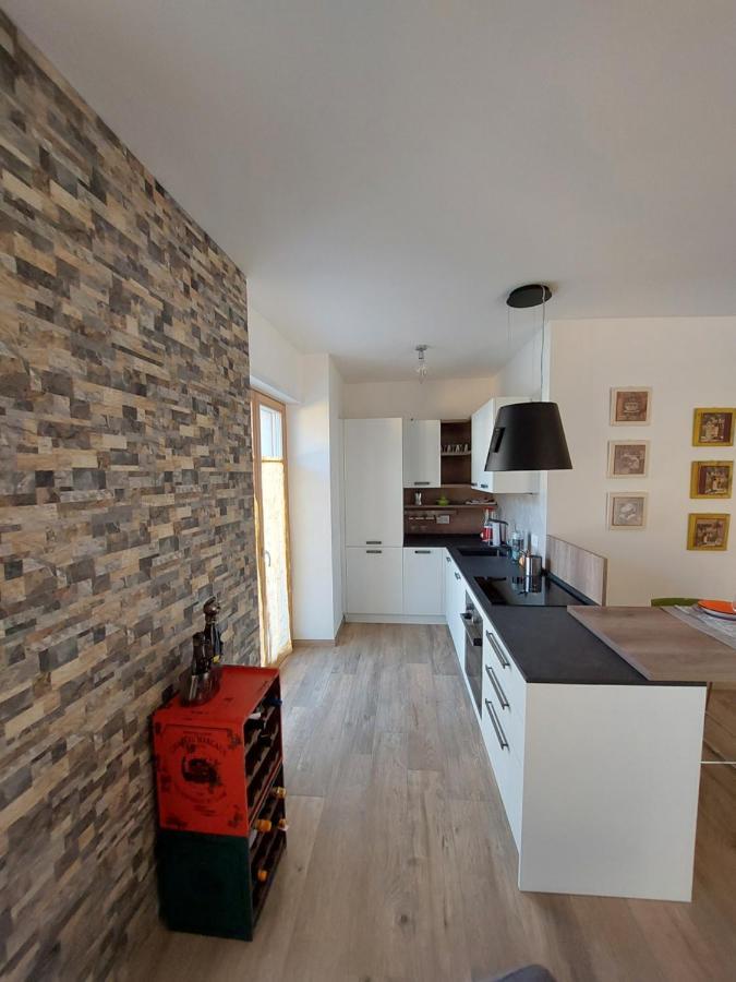 La bougainville - luxury apartment Torbole Sul Garda Extérieur photo